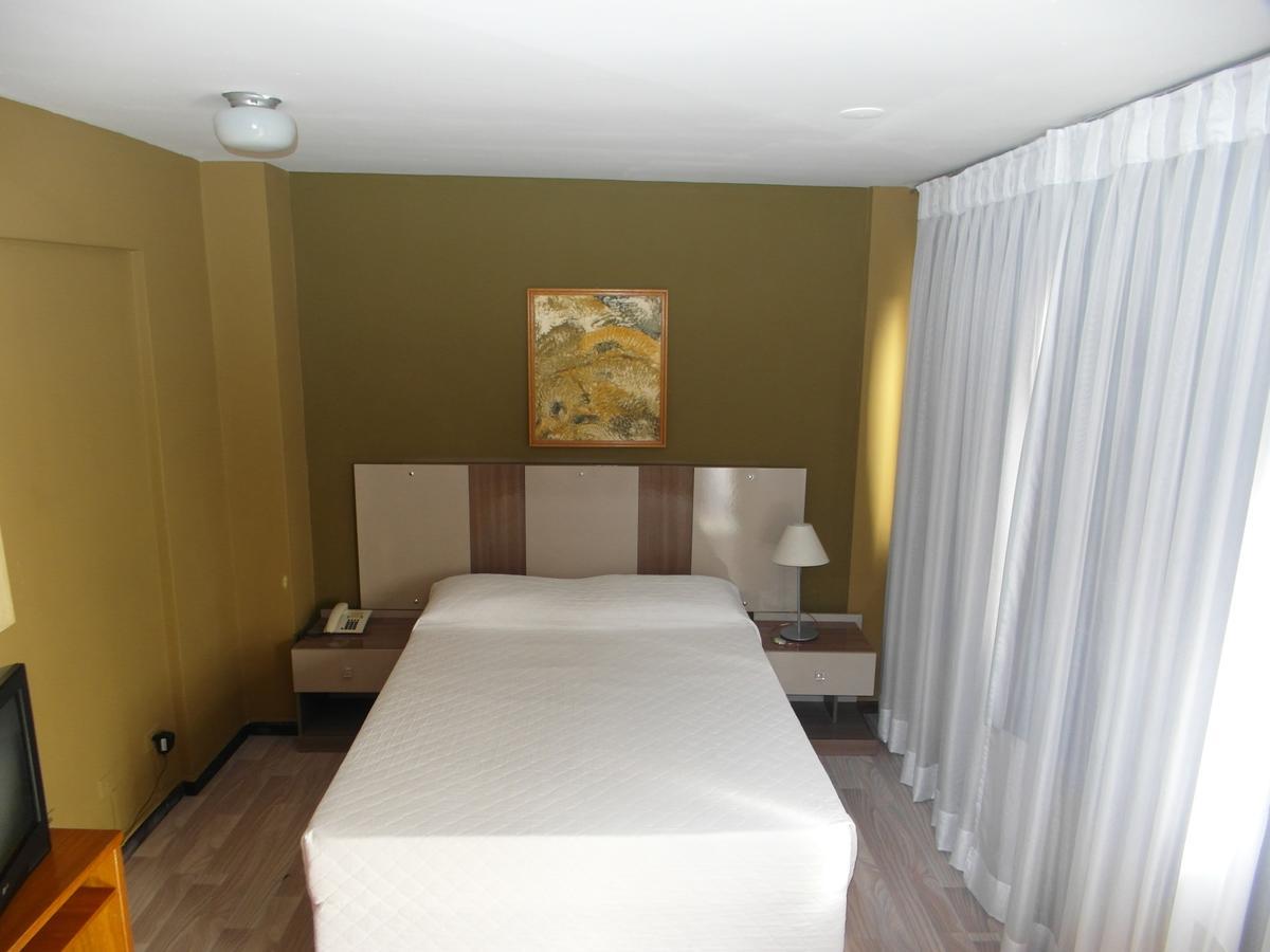 Miller Flat Hotel Curitiba Esterno foto